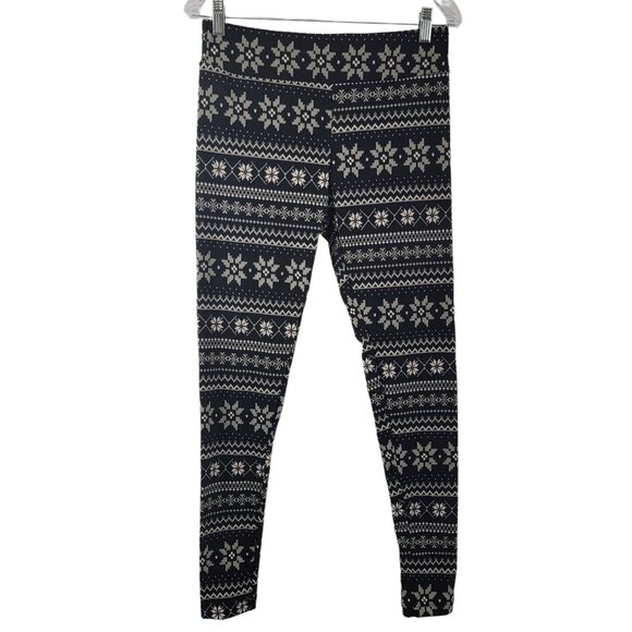 Time & Tru Fair Isle Snowflake Graphic Velour Ankle Leggings – Size Medium NWT - Picture 4 of 13